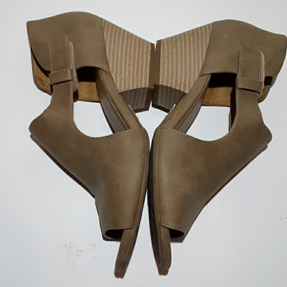 Natural Soul tan nubuck peep toe open side… - Picture 4 of 7